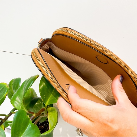 NWOT Radley London Soft Leather Brown Crossbody Bag (Duke's Place) - Picture 5 of 13